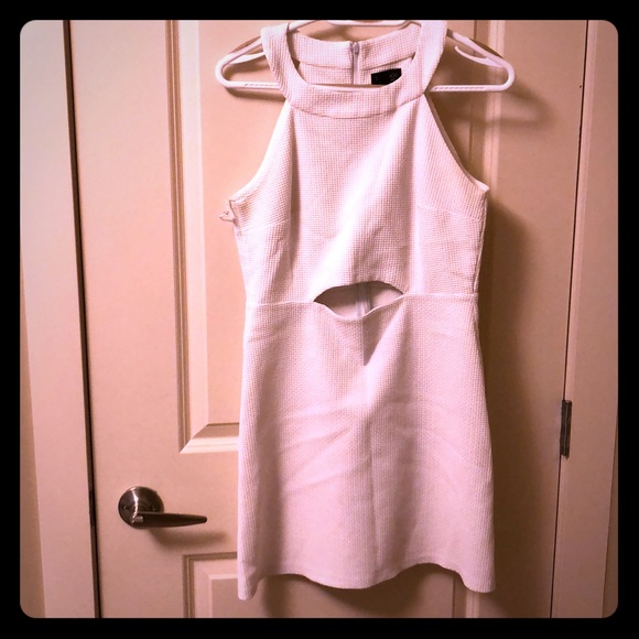 White Dress w/ Cut Out - Picture 1 of 1